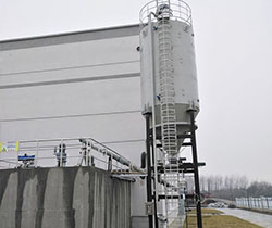 ������½ĳ��ˮ������ʯ���϶�